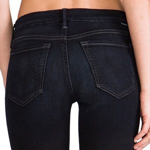 💙 Mother Looker Crop 27 💙